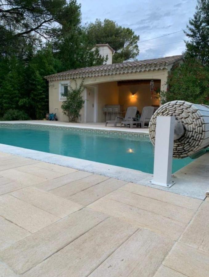 … Et La Fourmi Villa Saumane-de-Vaucluse Екстериор снимка