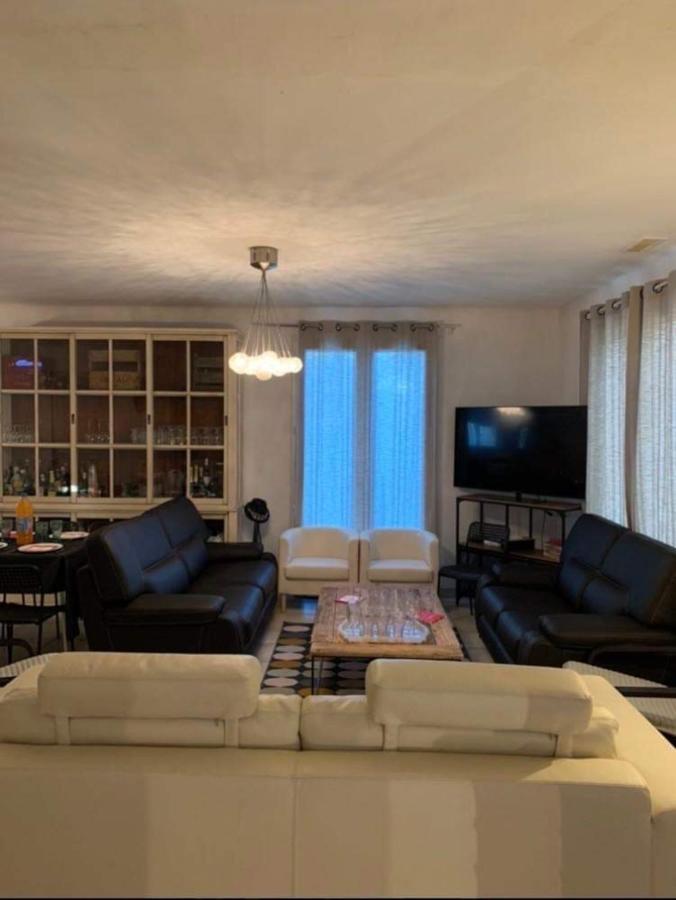 … Et La Fourmi Villa Saumane-de-Vaucluse Екстериор снимка