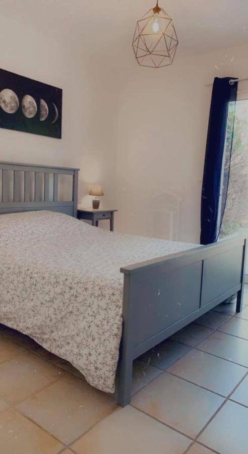 … Et La Fourmi Villa Saumane-de-Vaucluse Екстериор снимка