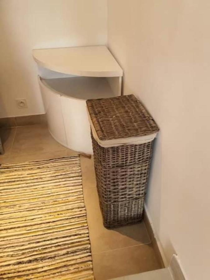 … Et La Fourmi Villa Saumane-de-Vaucluse Екстериор снимка